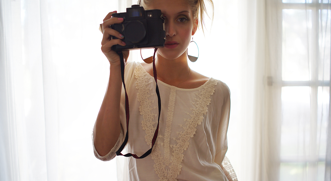 Girl wearing K8 Los Angeles